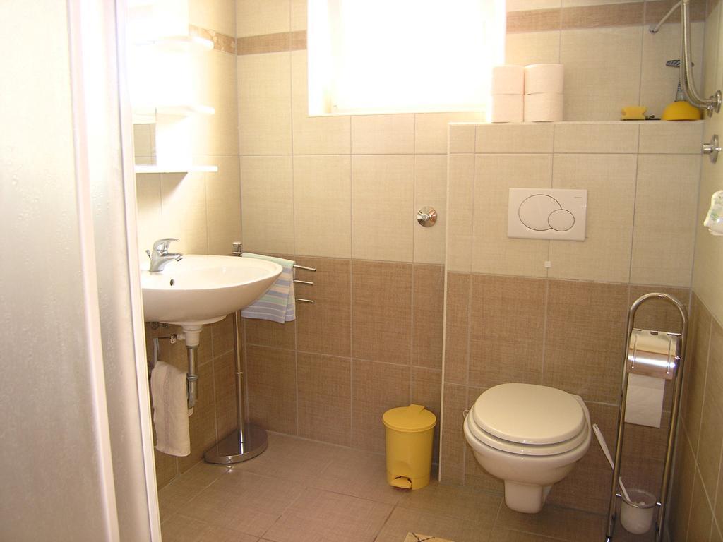 Apartmani Bakran 크르크 외부 사진